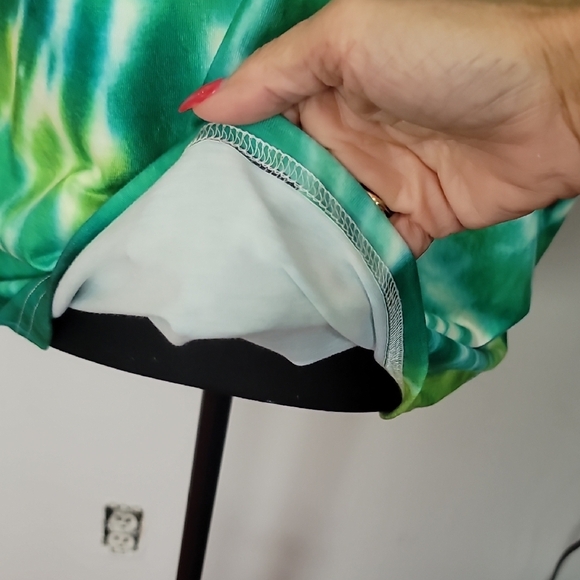 Vibrant Green Tie-Dye Shirt - Picture 5 of 12